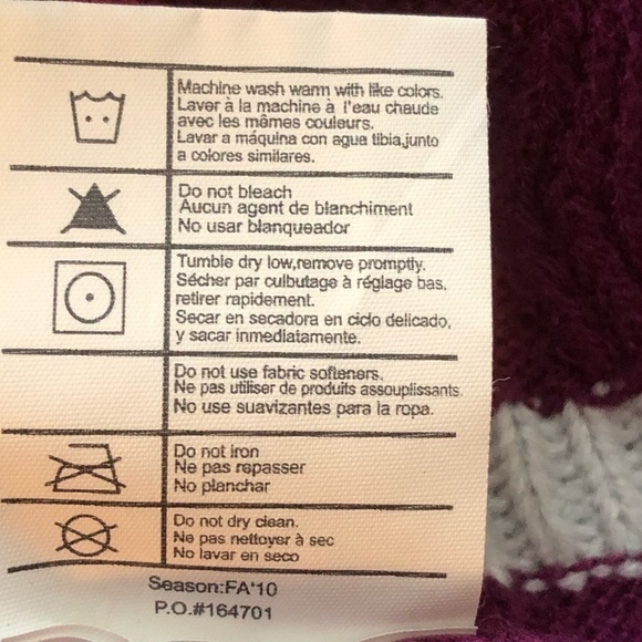 Carhartt Purple and Gray Like New Scarf - Picture 5 of 5